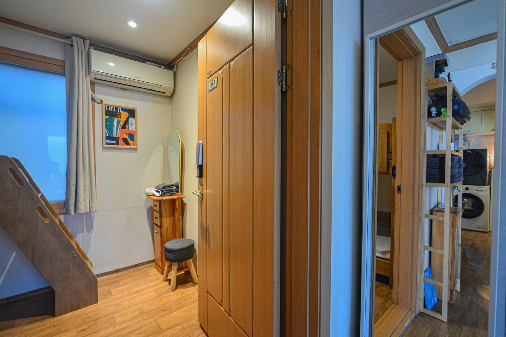 Helloworld Guesthouse Seoul Exterior photo