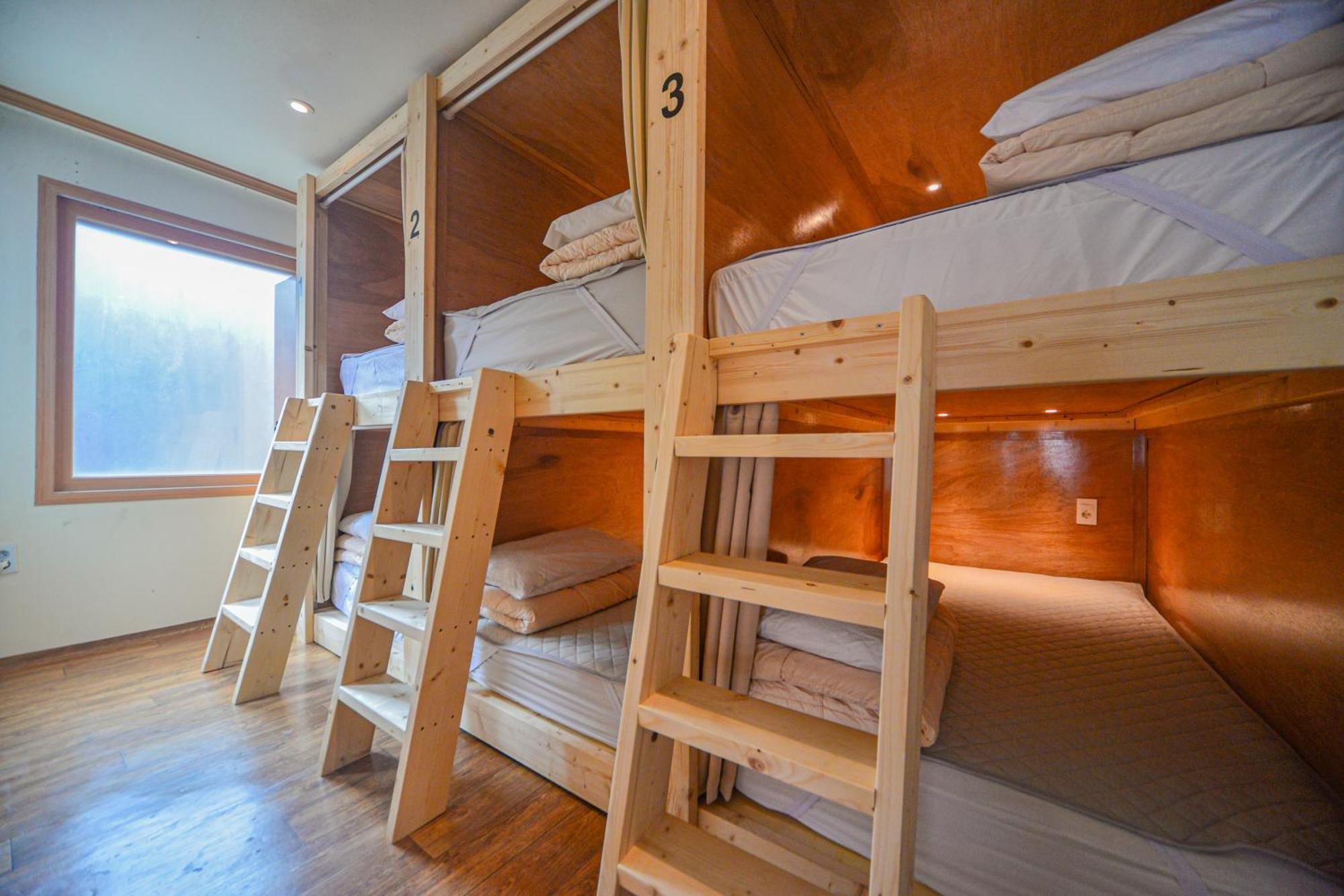 Helloworld Guesthouse Seoul Exterior photo